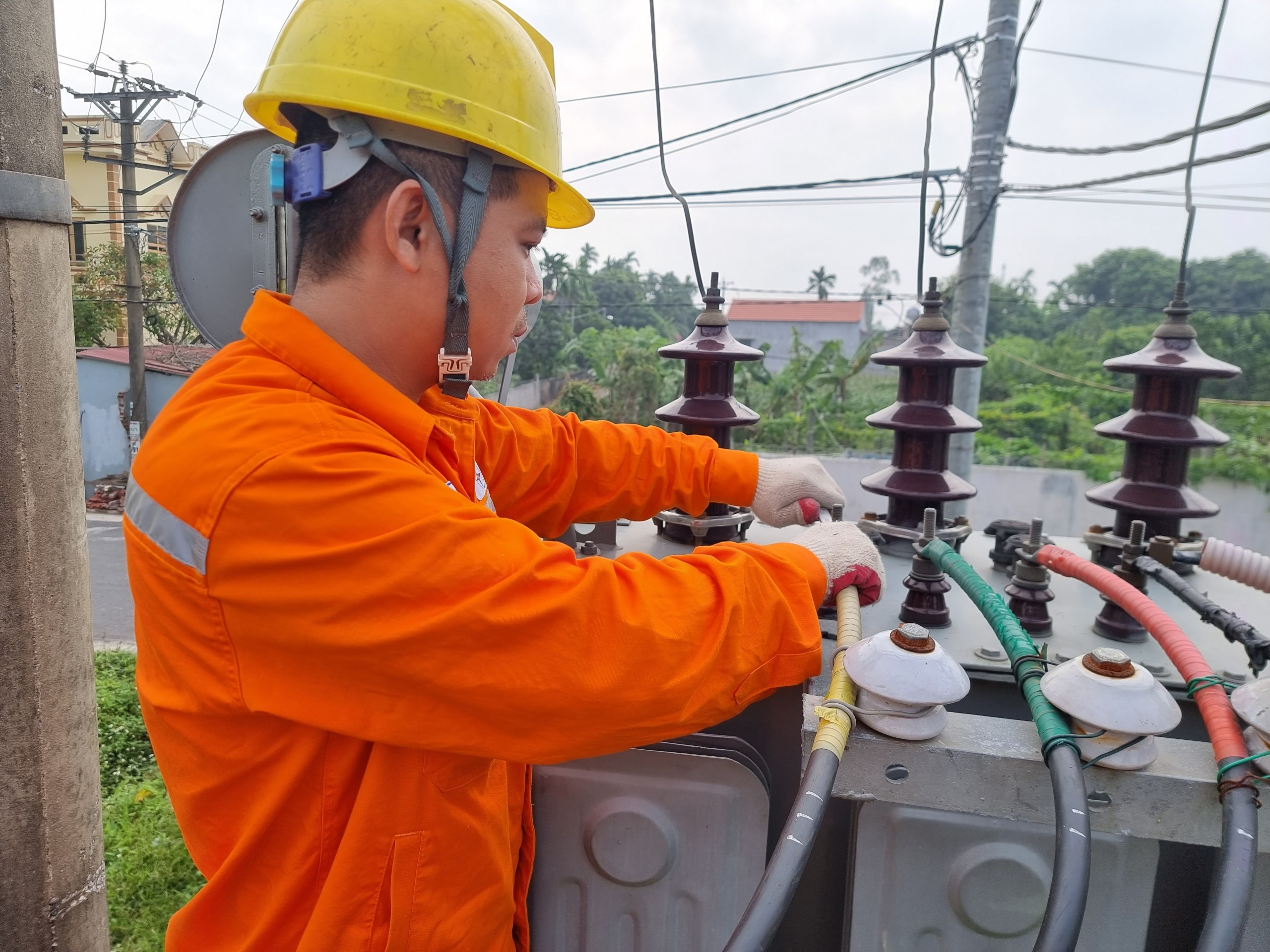 Thủ tướng Chính phủ bảo đảm cung ứng điện mùa khô trong thời gian tới