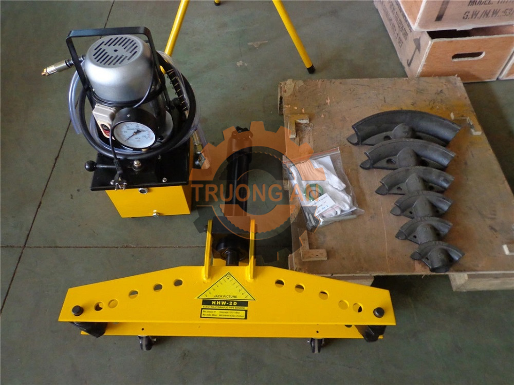 Bật mí sức mạnh tạo hình của dụng cụ uốn ống thủy lực