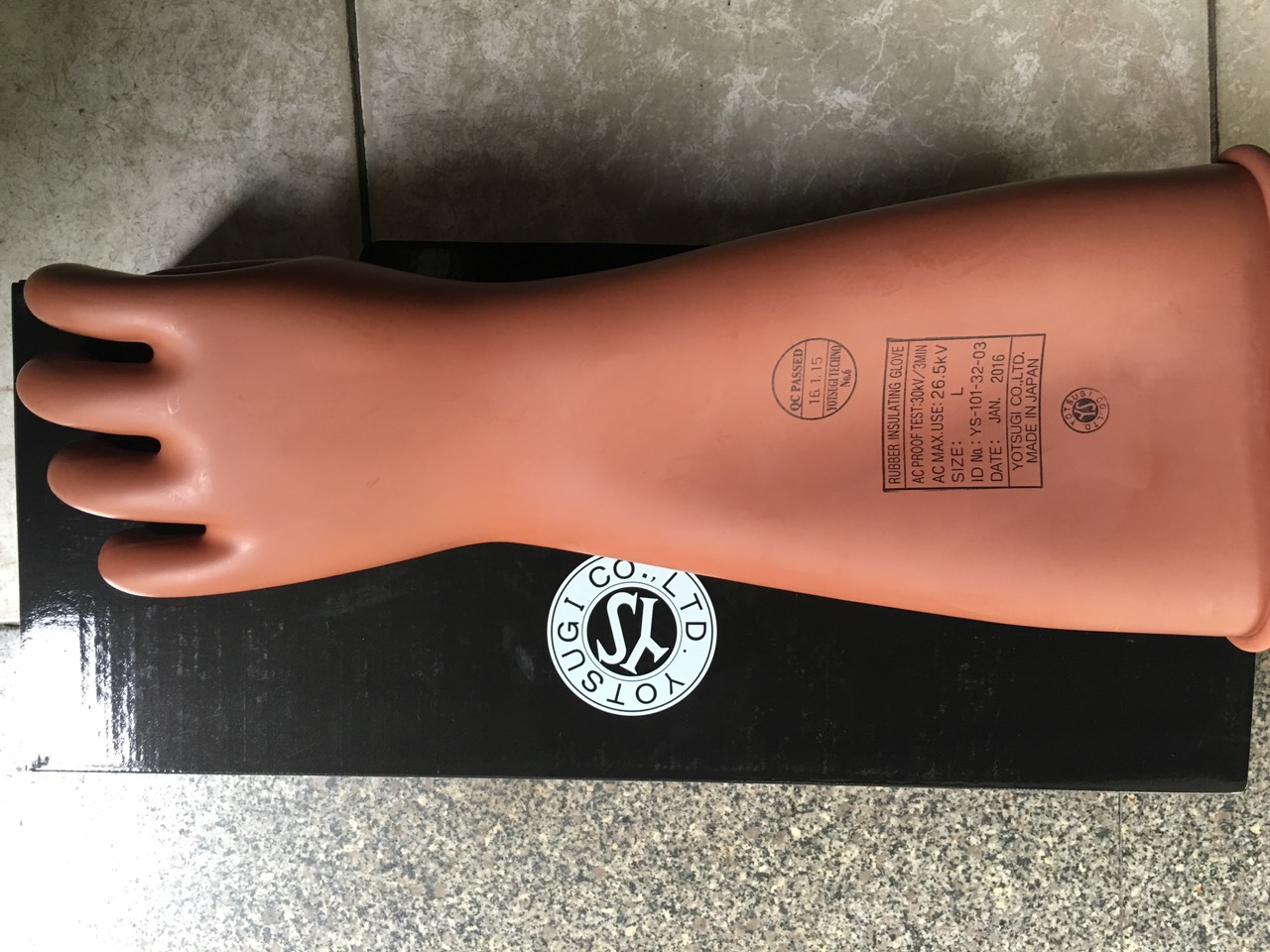 GĂNG, ỦNG CÁCH ĐIỆN TRUNG THẾ GĂNG, ỦNG CÁCH ĐIỆN TRUNG THẾ